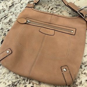 Coach leather crossbody light brown like new!